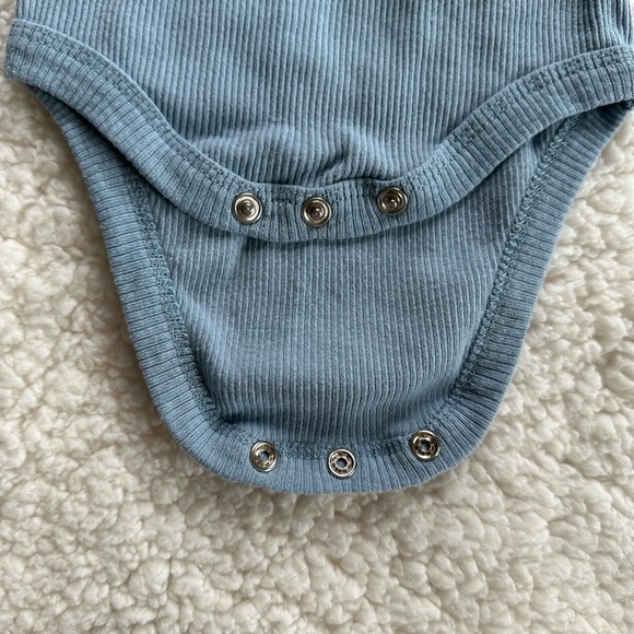 Chick pea Two Piece Set - Picture 3 of 4